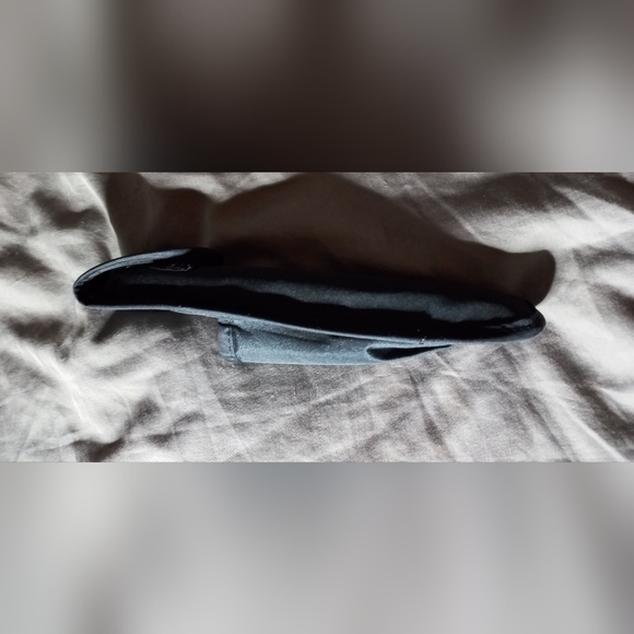 𝅺LOVANI Mini Travel Flat Iron 0.5 size with Bonus Carrying Pouch - - Picture 5 of 7